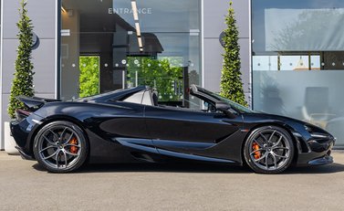 McLaren 720S Spider 3
