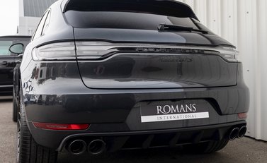 Porsche Macan GTS 28