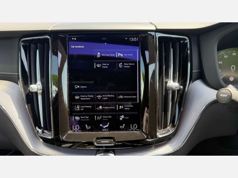 Volvo XC60 2.0 XC60 R-Design Pro T8 Recharge AWD Auto 4WD 5dr 16