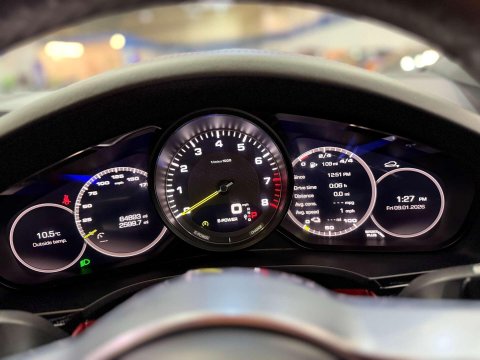 Porsche Cayenne 3.0 V6 E-Hybrid 14.1kWh SUV 5dr Petrol Plug-in Hybrid TiptronicS 4WD Euro 6 33