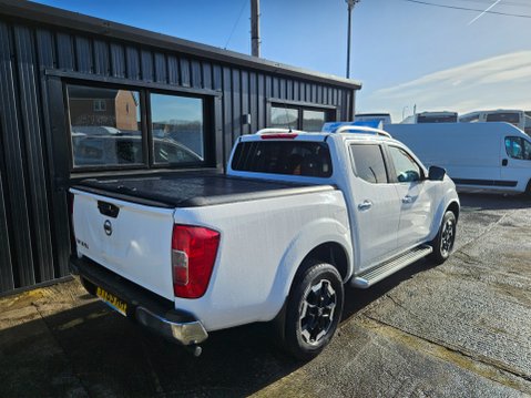 Nissan Navara DCI TEKNA SHR DCB 6