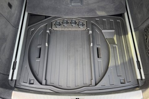Audi A6 AVANT BI-TDI 313 QUATTRO BLACK EDITION -PAN ROOF -AIR SUSPENSION -TOWBAR  57