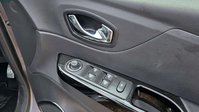 Renault Captur 1.5 dCi ENERGY Signature Nav Auto Euro 6 (s/s) 5dr 32