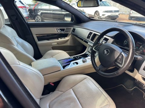 Jaguar XF 3.0 XF S Portfolio V6 D Auto 4dr 5