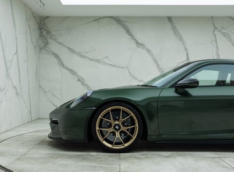 Porsche 911 GT3 TOURING (992) 39