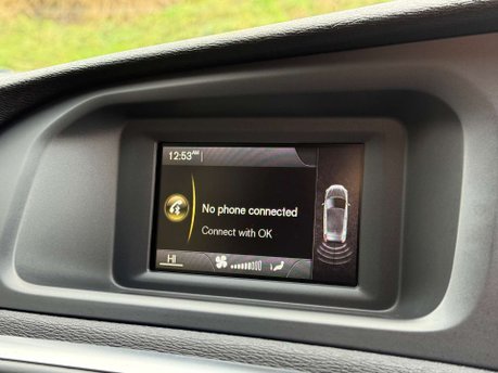 Volvo V40 1.6 V40 SE Luxury D2 Auto 5dr 32