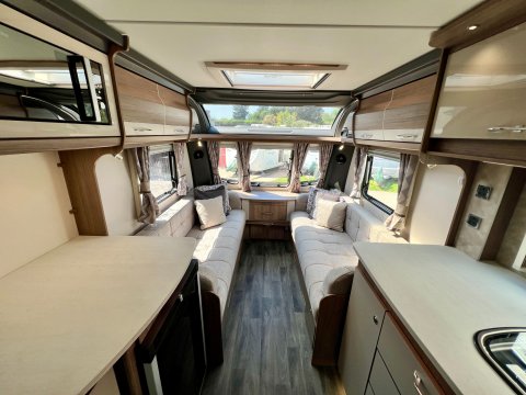 Coachman VIP 460 10