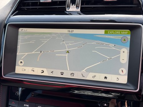 Jaguar F-Pace 3.0 D300 V6 S SUV 5dr Diesel Auto AWD Euro 6 (s/s) (300 ps) 23