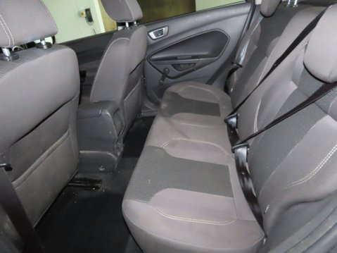 Ford Fiesta TITANIUM 7