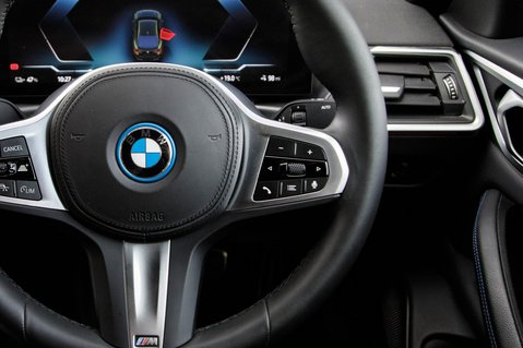 BMW i4 EDRIVE35 M SPORT 21