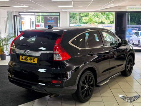 Honda CR-V 2.0 i-VTEC Black Edition Auto 4WD Euro 6 5dr 86