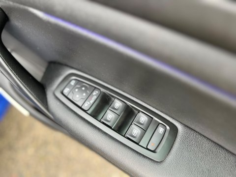 Renault Megane 1.3 TCe GT Line Sport Tourer Euro 6 (s/s) 5dr 32