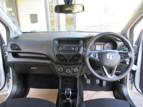 Vauxhall Viva 1.0i SE Euro 6 5dr 15