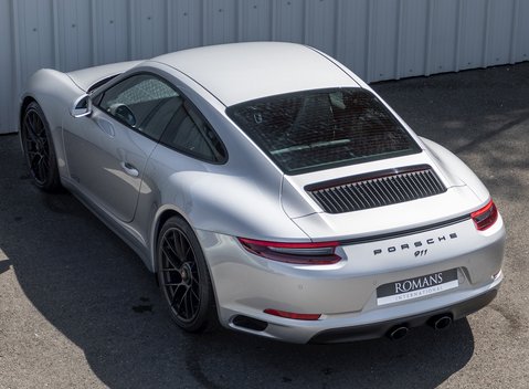 Porsche 911 (991.2) Carrera GTS 9