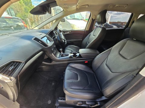 Ford S-Max ZETEC 13