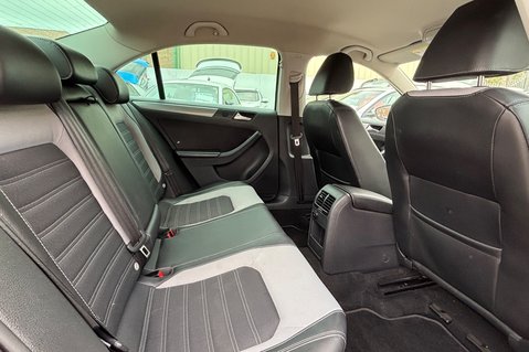 Volkswagen Jetta SPORT TDI BLUEMOTION TECHNOLOGY DSG BLUETOOTH! £35 ROAD TAX! 28