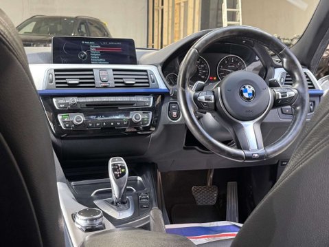 BMW 3 Series 3.0 330d xDrive M Sport Auto 4WD 5dr 74
