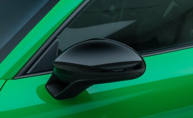 Porsche Cayman GT4 (718) 31