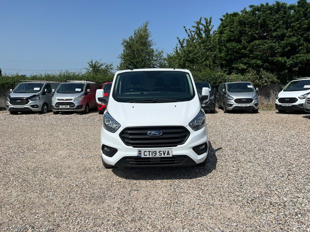 Ford Transit Custom SWB L1H1 Low Roof Trend 300 Air Con Sensors EURO 6 NO VAT 3