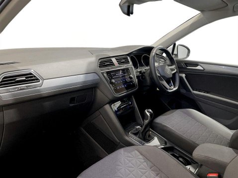 Volkswagen Tiguan 1.5 TSI Life SUV 5dr Petrol Manual Euro 6 (s/s) (150 ps) Air Con - Alloy Wh 15