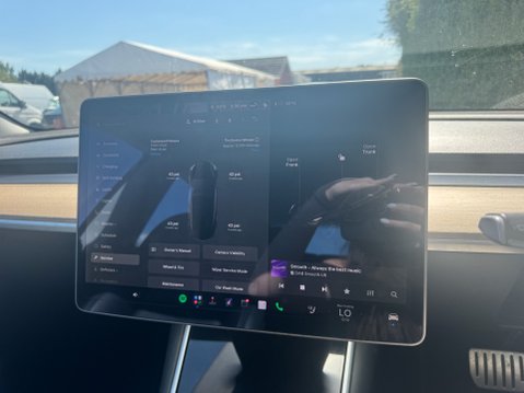 Tesla Model 3 (Dual Motor) Performance Saloon 4dr Electric Auto 4WDE (Performance Upgrade 23