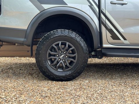 Ford Ranger 3.0 Ranger Raptor EcoBOOST 4x4 A 4WD 17