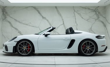 Porsche 718 SPYDER 6