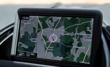 Aston Martin DBS Superleggera 18