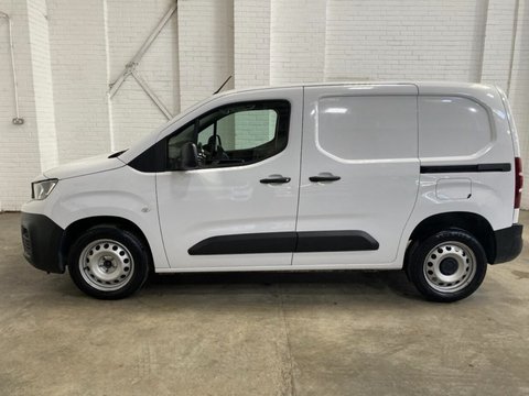 Peugeot Partner BLUEHDI PROFESSIONAL PREMIUM PLUS L1 10