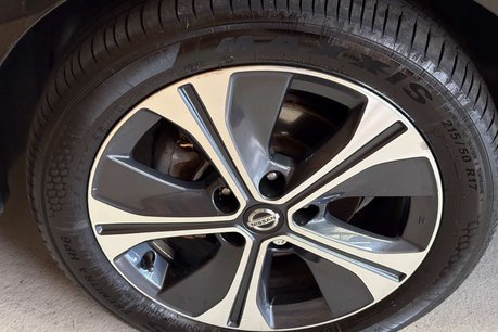Nissan LEAF 40kWh Tekna Hatchback 5dr Electric Auto (150 ps) 52