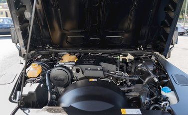 Land Rover Defender 90 Autobiography Edition 28