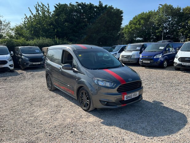Ford Transit Courier SWB L1H1 Low Roof Sport Air Con Alloys EURO 6 NO VAT 4