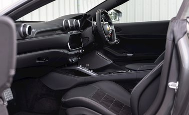 Ferrari Portofino 17