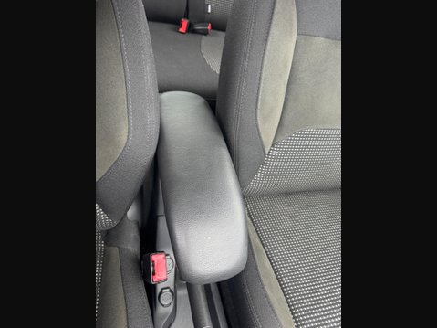 Citroen C3 1.2 PureTech Exclusive Euro 6 (s/s) 5dr 31