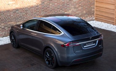Tesla Model X X P100 11