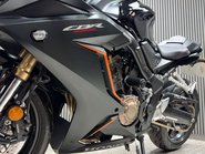 Honda CBR 2023 ONLY 4K LONG MOT WARRANTY 1 OWNER 650CC 9