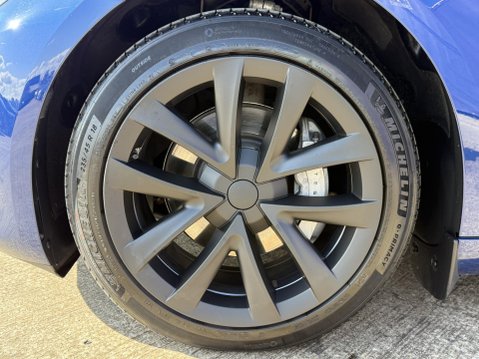 Tesla Model 3 Long Range Saloon 4dr Electric Auto RWD (282 ps) 18