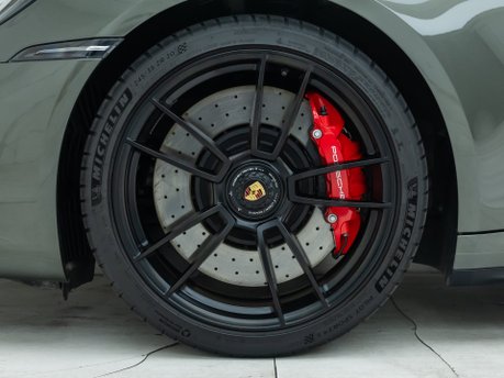 Porsche 911 Targa 4 GTS (992) 