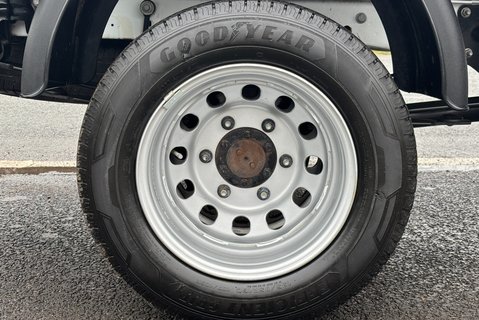 Ford Transit 350 Drw L2 130 ps Single Cab Tipper with Air Con 31