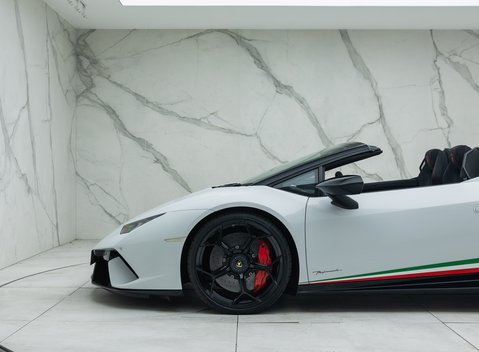 Lamborghini Huracan Spyder LP 640-4 PERFORMANTE 41
