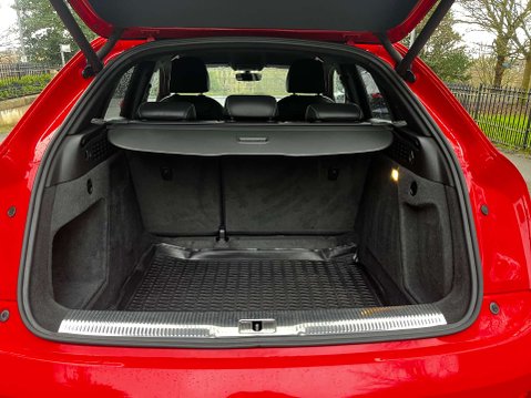 Audi Q3 2.0 Q3 S Line+ TDI Quattro Semi-Auto 4WD 5dr 43