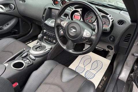 Nissan 370Z V6 GT AUTOMATIC ROADSTER - VERY RARE AUTO CONVERTIBLE 37