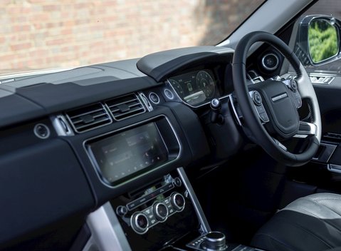 Land Rover Range Rover 4.4 SDV8 Autobiography 17