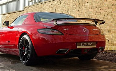 Mercedes-Benz SLS AMG GT Final Edition 4