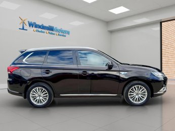 Mitsubishi Outlander 2.4h TwinMotor 13.8kWh 5h CVT 4WD Euro 6 (s/s) 5dr