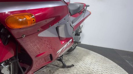 Kawasaki ZZR 1990 33K SPORTS TOURER CLASSIC 1100CC PROJECT BIKE SPARES OR REPAIR 24