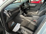 Volvo XC40 2.0 B4 MHEV Plus Dark DCT Auto Euro 6 (s/s) 5dr 16