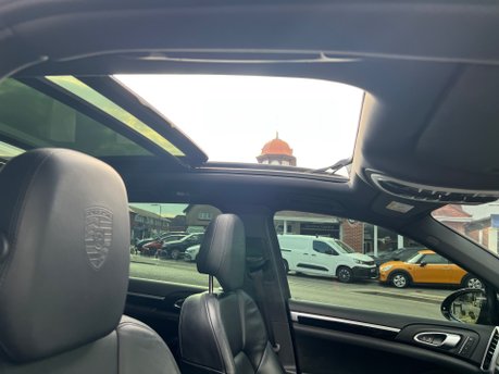 Porsche Cayenne DIESEL 4.2 V8 S TIPTRONIC S 9