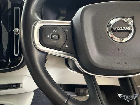 Volvo XC40 1.5 T3 Inscription Auto Euro 6 (s/s) 5dr 57