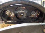 Mercedes-Benz SL Series 380 SL 27